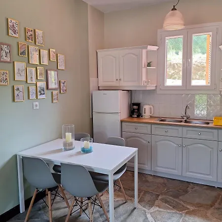Wilson & Andrew House - Wanderlust Apartment